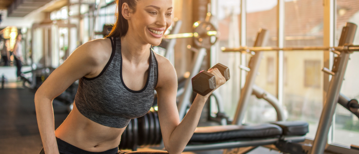 woman lifting weights